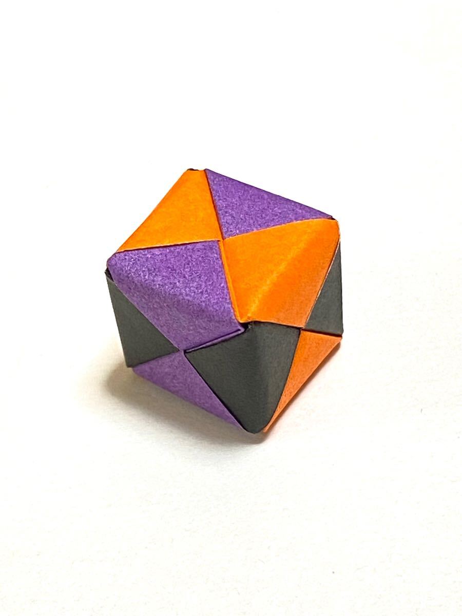 ハンドメイド★折り紙 箱 四角 ハロウィンカラー 3色 パーツ 1、5cm 54個 箱入り 送料込み(799)拍卖