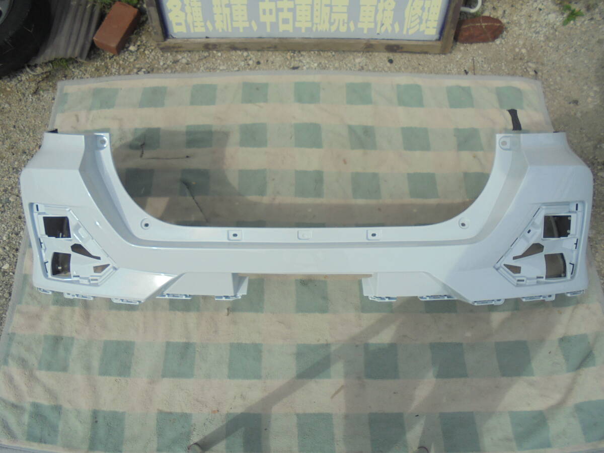 ライズ A200A.A210A,ロッキー A200S.A210S 純正 リアバンパー 52159-B1310 ☆送料格安 ☆要確認 6832拍卖