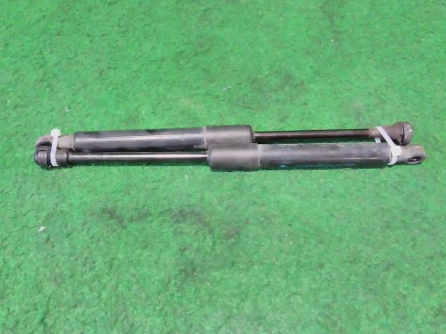 プジョー RCZ ABA-T7R5F02 フードダンパー KWED拍卖