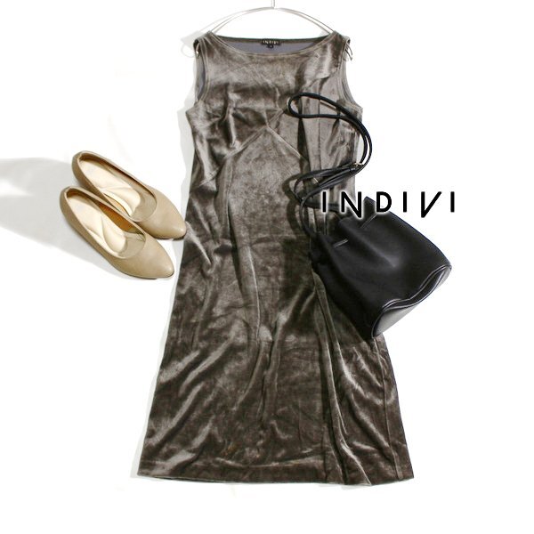 美品 INDIVI インディヴィ 綺麗め ベロア・ストレッチ ワンピース 38号 M 秋 冬 24B10拍卖