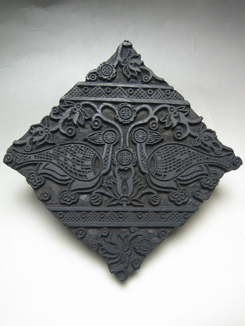 ◎●インド更紗の版木 孔雀文様  木製 Ⅵ129 インドサラサ拍卖