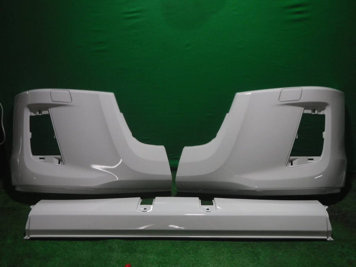 《個人宅発送不可》◆◆ ※詳細不明 フォワード? 純正 フロントパネル バンパー 3点セット 白 ◆◆拍卖