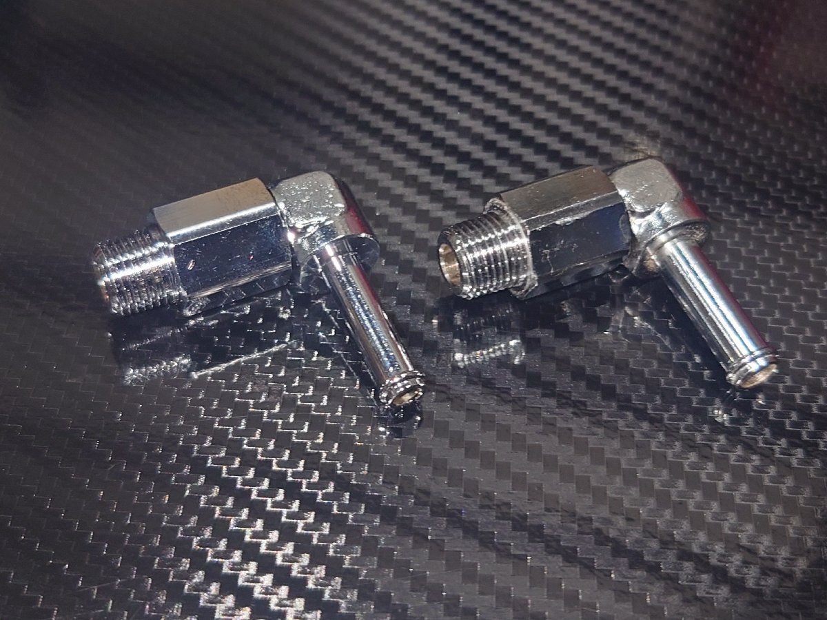 TRUST GReddy 自在ユニオン 5φ+6φ 1/8PT 90° 新品♪ 品番 11900620 11900621 トラスト 360度回転 自在ニップル 内径6φのホース用拍卖