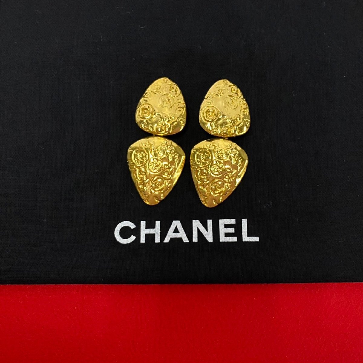 極 美品 コメ有 CHANEL シャネル ヴィンテージ 93P 刻印 ココマーク モチーフ イヤリング イヤーカフ アクセサリー ゴールド 198-5拍卖