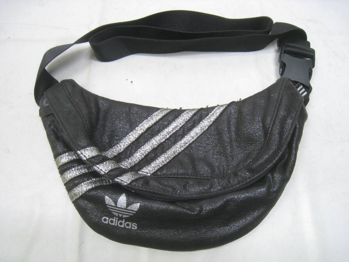 adidas アディダス ウエストバッグ ボディバッグ ウエストポーチ GN2137 ラメ 黒×銀 ブラック シルバー拍卖