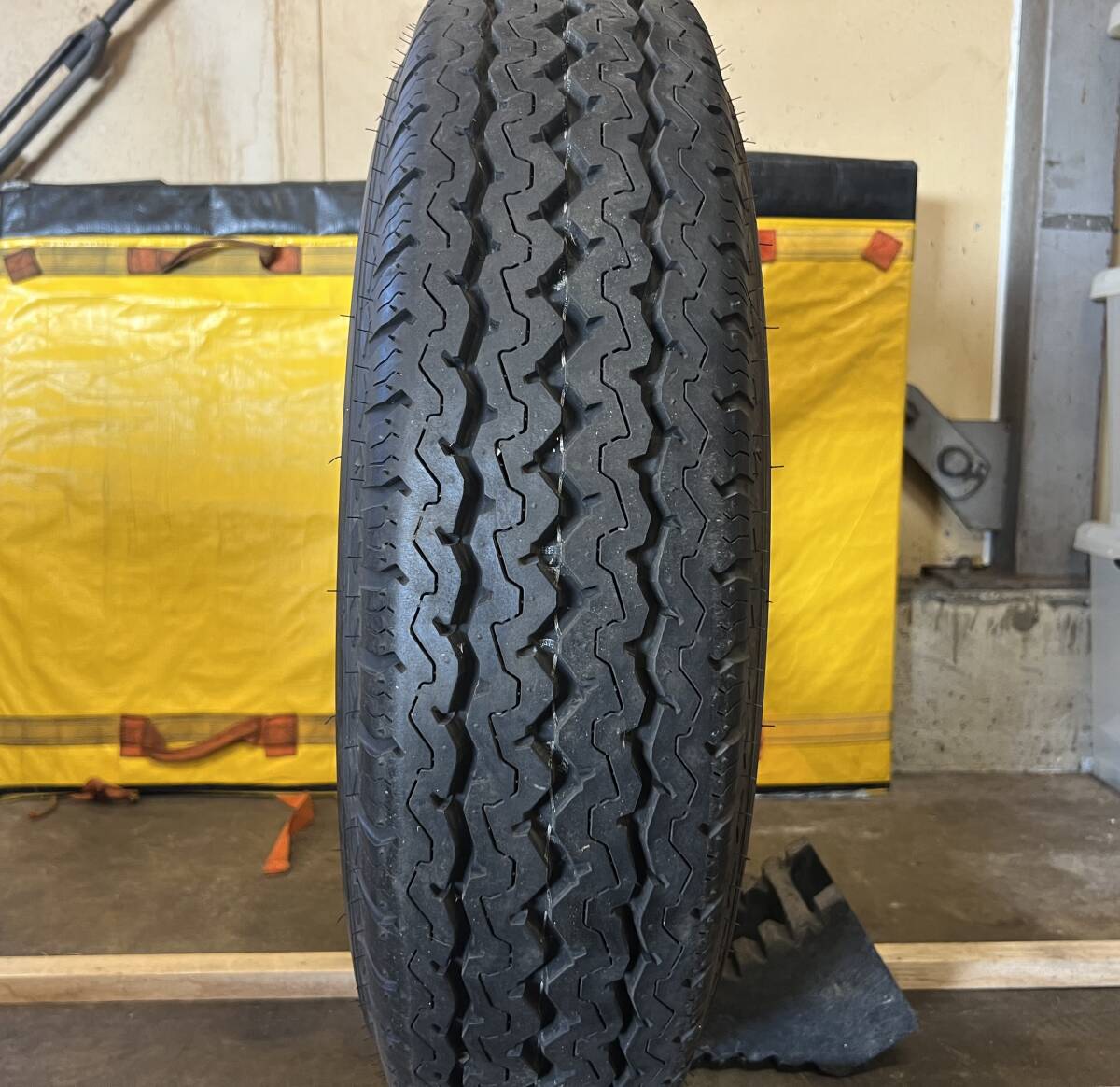 ◆SL20◆205/85R16 117/115L LT DUNLOP SPLT5 トラック用タイヤ 2016年製 1本セット拍卖