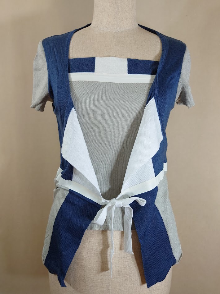 エンポリオアルマーニ イタリア製 半袖カーディガン&キャミソールセット拍卖