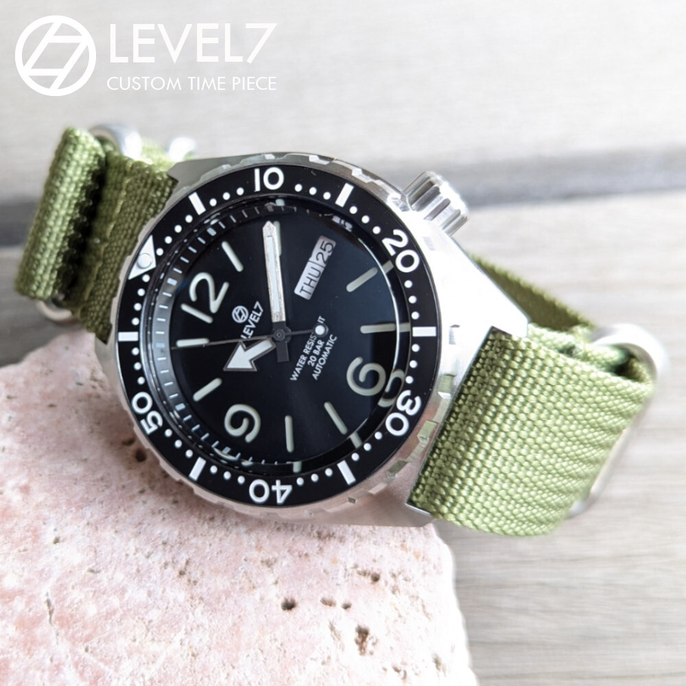 日本製 自社組立の腕時計 20気圧防水 自動巻き SEIKO NH36 サファイアダブルドーム風防 316Lステンレス 腕時計 LEVEL7拍卖