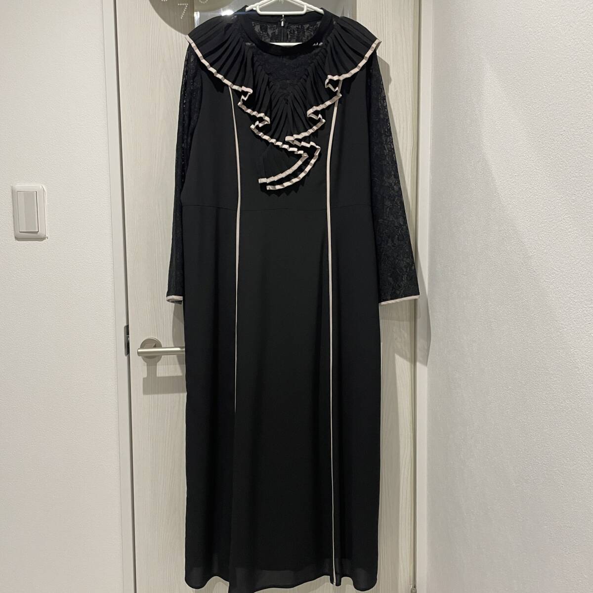 5L タグ付き Callarus フロント プリ―ツ デザイン 切替 レース ワンピース ドレス nissen ニッセン拍卖