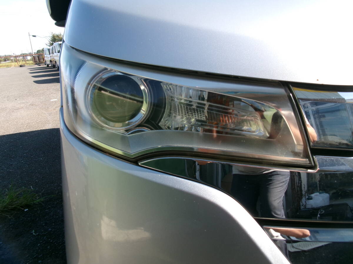 B21W デイズハイウェイスター 右ヘッドライト バラスト・バーナー付き 破損無拍卖