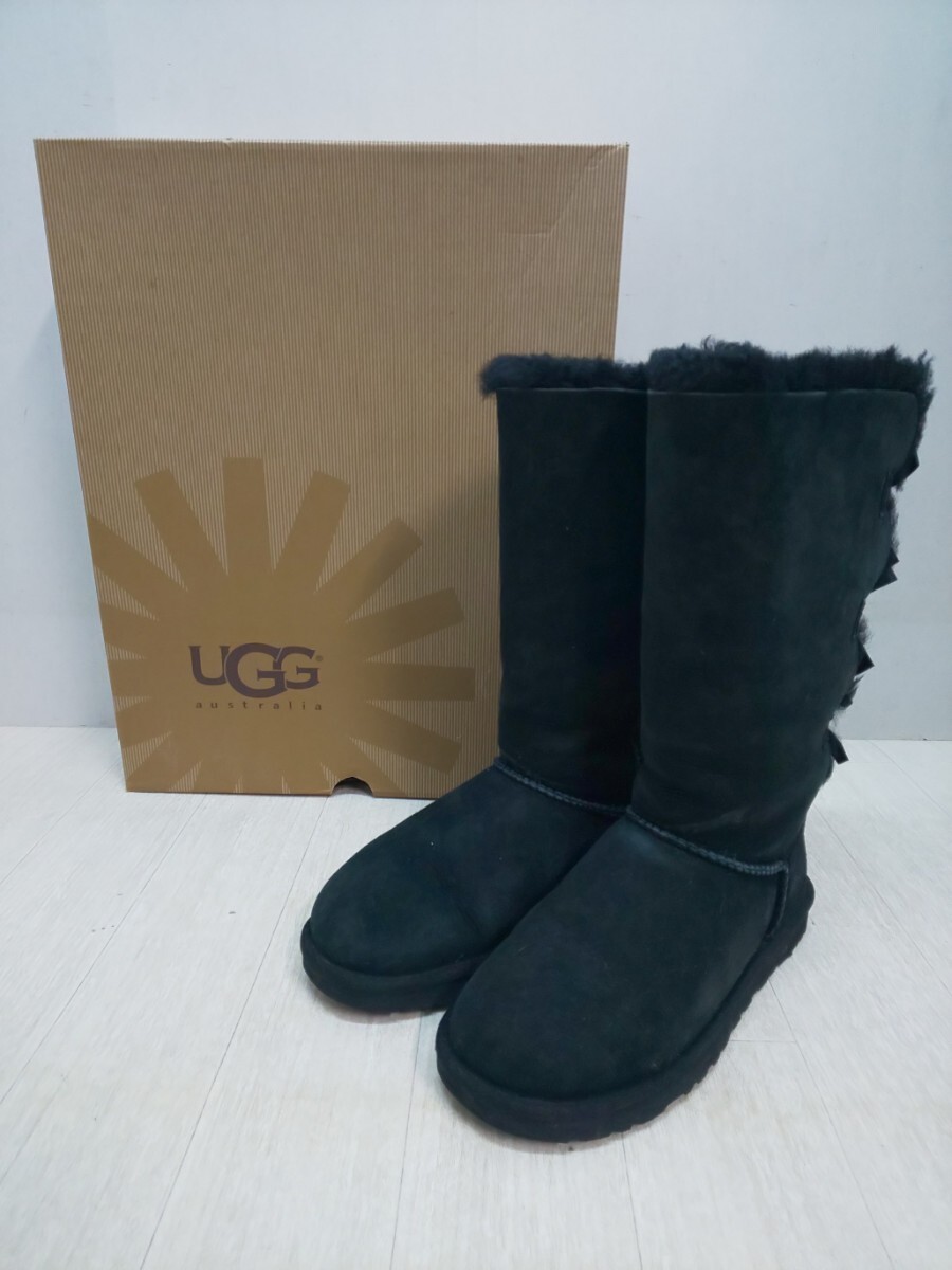 ☆ UGG W BAILEY BOW TALL 1007308 W/BLK 22cm☆ ムートンブーツ ブラック リボン拍卖