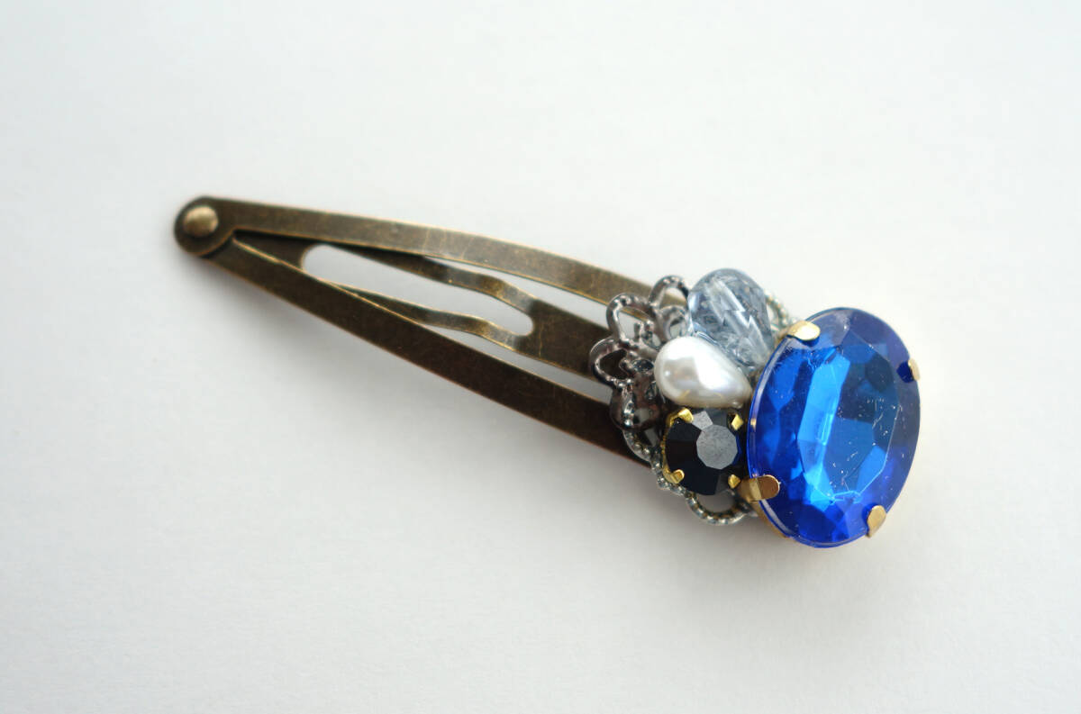 ★ ハンドメイド キラキラビジュー5㎝パッチンピン サファイアブルー オーバル型 ★拍卖