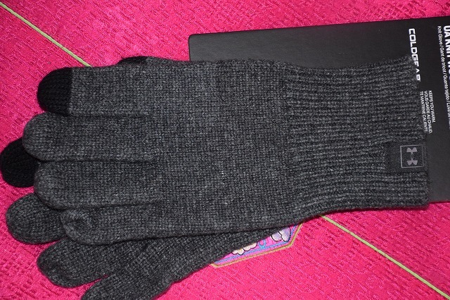 ◆UAアンダーアーマー◆ニット ウール グローブ◆4割引き即決!◆拍卖