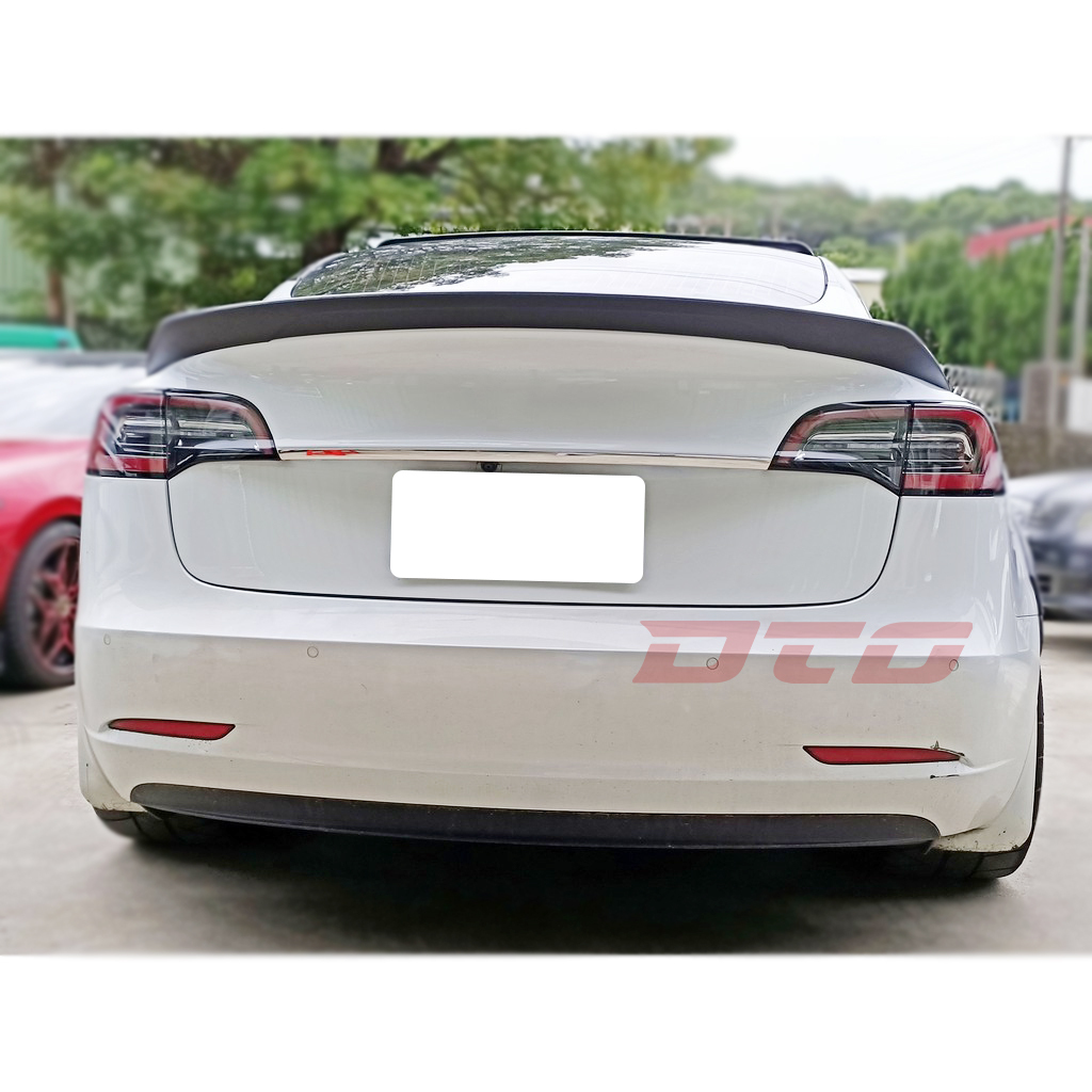 【何色でも塗装可能】S Type 2017~2023 テスラ モデル3 Model 3 塗装費込 リア トランクスポイラー ウィングスポイラー拍卖