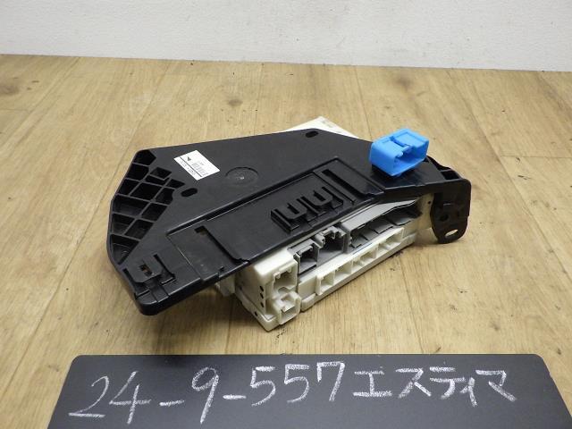 エスティマ  ACR50W ヒューズボックス 070 82730-28140 82730-28170拍卖