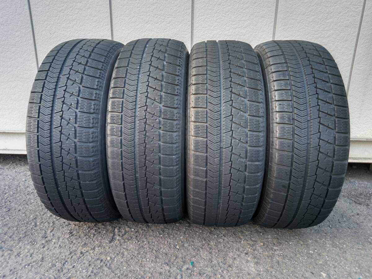 格安残溝あり!! 中古スタッドレスタイヤ4本set【 ブリヂストンBRIDGESTONE ブリザック VRX 215/60R16 95Q 】オデッセイ・CX-3・マークX他拍卖