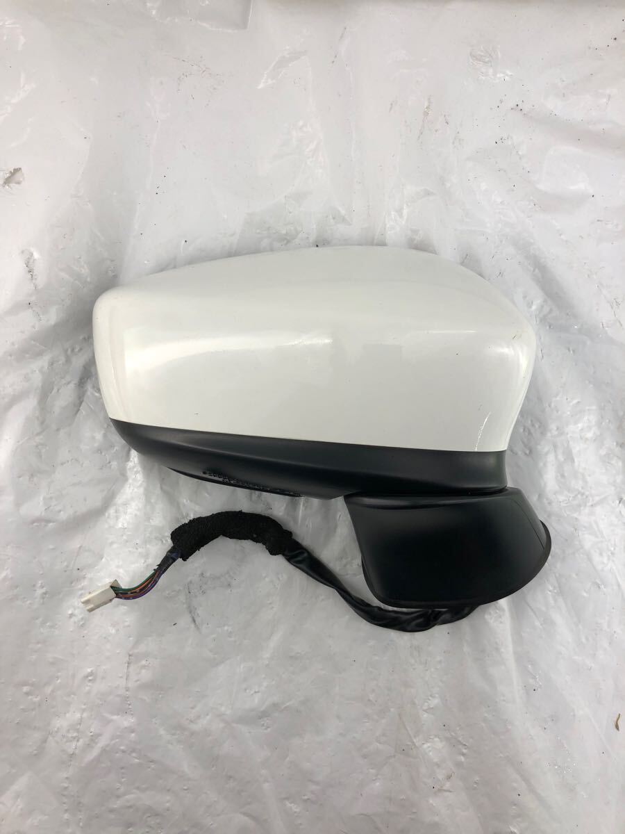 h10.84 デミオ DJ3AS 右サイドミラー ドアミラー 白 8ピン 右側運転席側 パール 4AD 27年 右 ドアミラー 運転席側拍卖