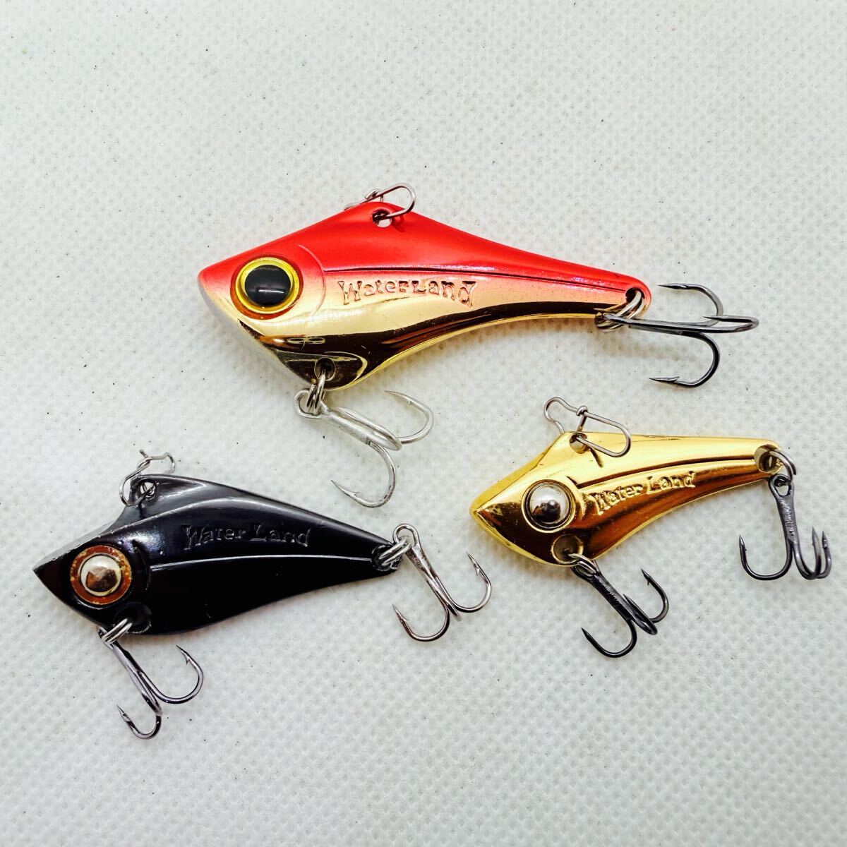 送料無料『ウォーターランド ウォーターソニック 3個セット』WaterLand バイブレーション 55mm/21g 43mm/7g 40mm/4g メタル バイブ拍卖