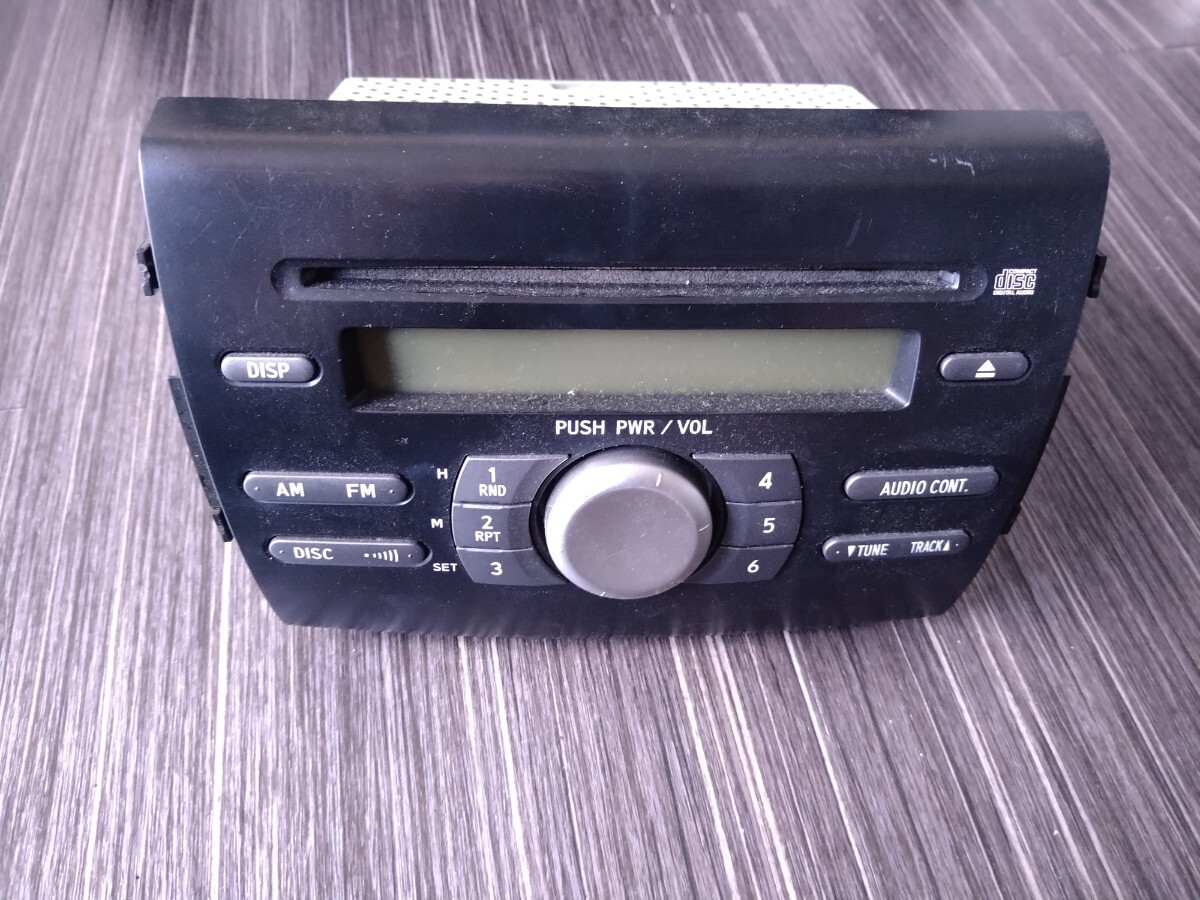 L175 ダイハツ 純正 オーディオ CD 86180-B2410 ラジオ ムーヴ拍卖