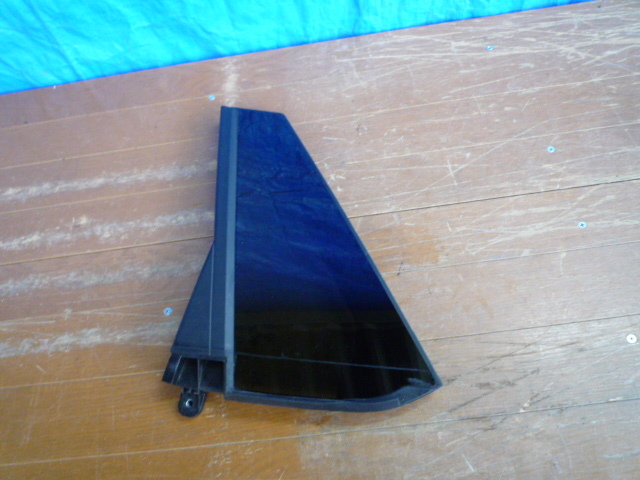 BF968 アウディ Q2 81A 左 リア ガラス 81A845213C拍卖