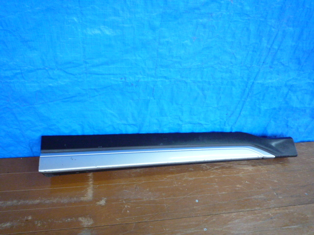 ☆BF975 スバル フォレスター SKE 右 フロントドア サイド ガーニッシュ C16010236拍卖