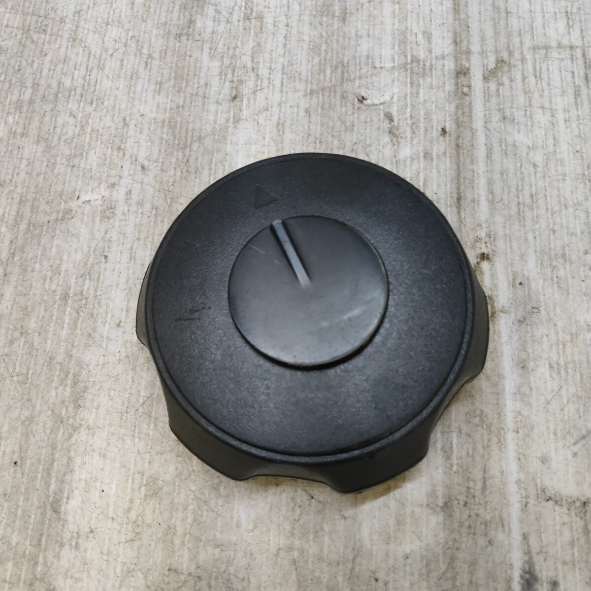 【0824-77】ホンダ CRM250AR?(MD32?)タンクキャップ キー無し ジャンク 拍卖