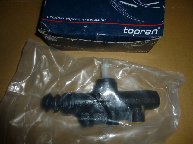 ヴァナゴンT3/トランスポーターT3用クラッチマスターシリンダー新品拍卖