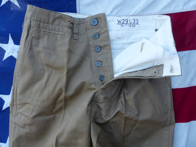 ARMY M-1941カーキトラウザー メタルボタン 41” トラウザー チノパン W29x33 126x拍卖
