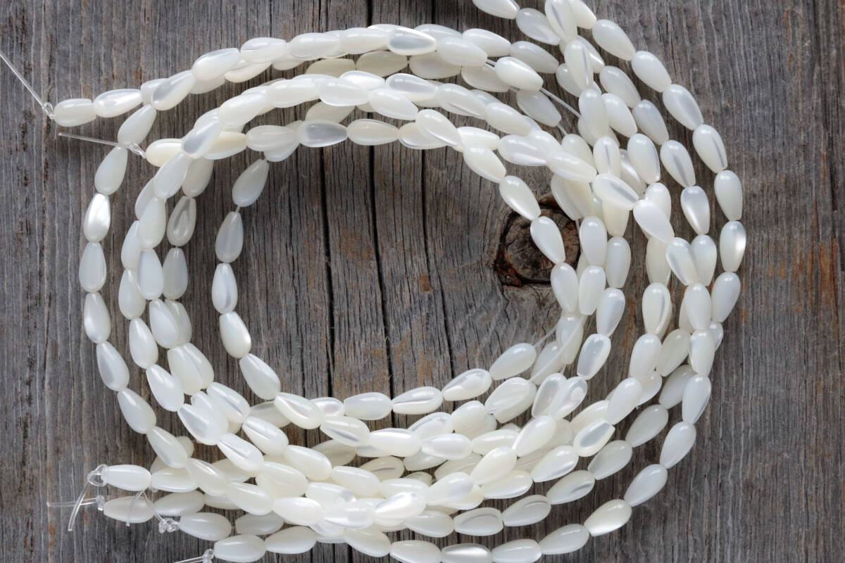 *mother of pearl drop type拍卖