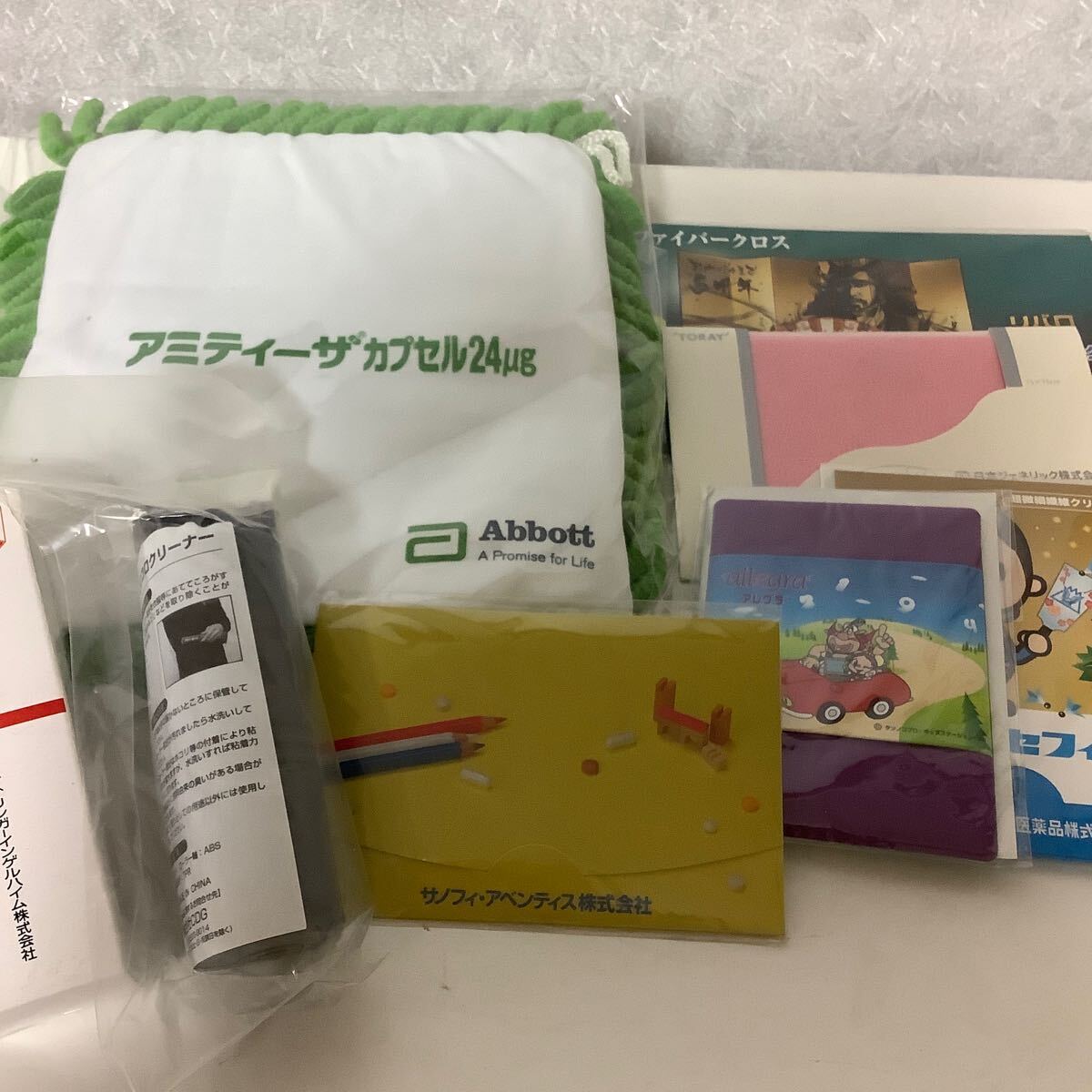 製薬会社 ノベルティ マイクロファイバーデスクモップ レンズクリーナー 8点拍卖