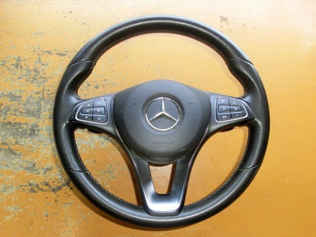 後期 B180 ハンドル 平成28年 DBA-246242 ホーンパッド付 ステアリングホイール W246 9万㎞ 即決あり拍卖