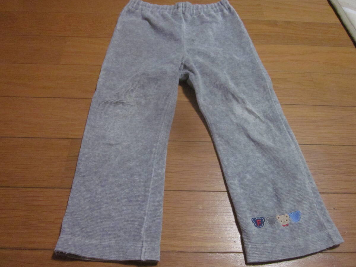 ファミリアの刺繍ワッペン付きグレーパンツ☆サイズ90拍卖