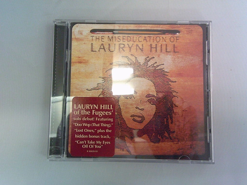 UCD79★中古CD Lauryn Hill ローリン・ヒル The Miseducation of Lauryn Hill 海外版 ケースジャケット付き 盤面良好 クリーニング済み拍卖