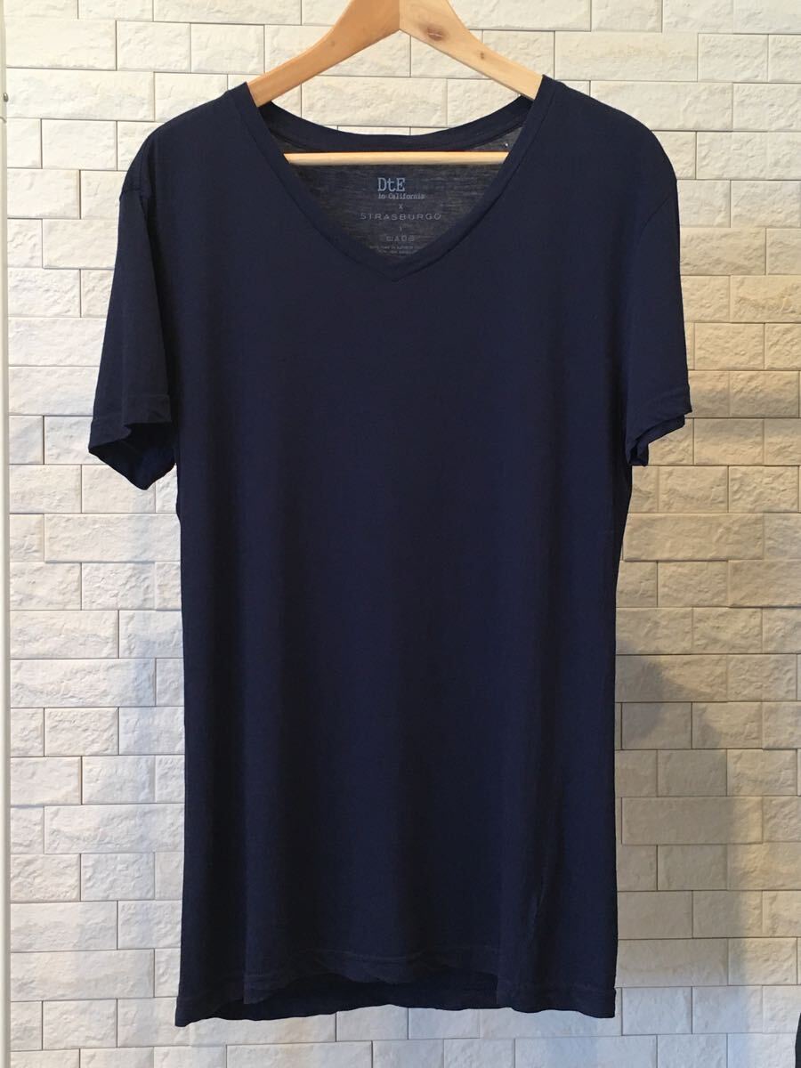 DtE in California×STRASBURGO 半袖VネックTシャツ ディーディーイー イン カリフォルニア ストラスブルゴ コラボ アメリカ製 ネイビー拍卖