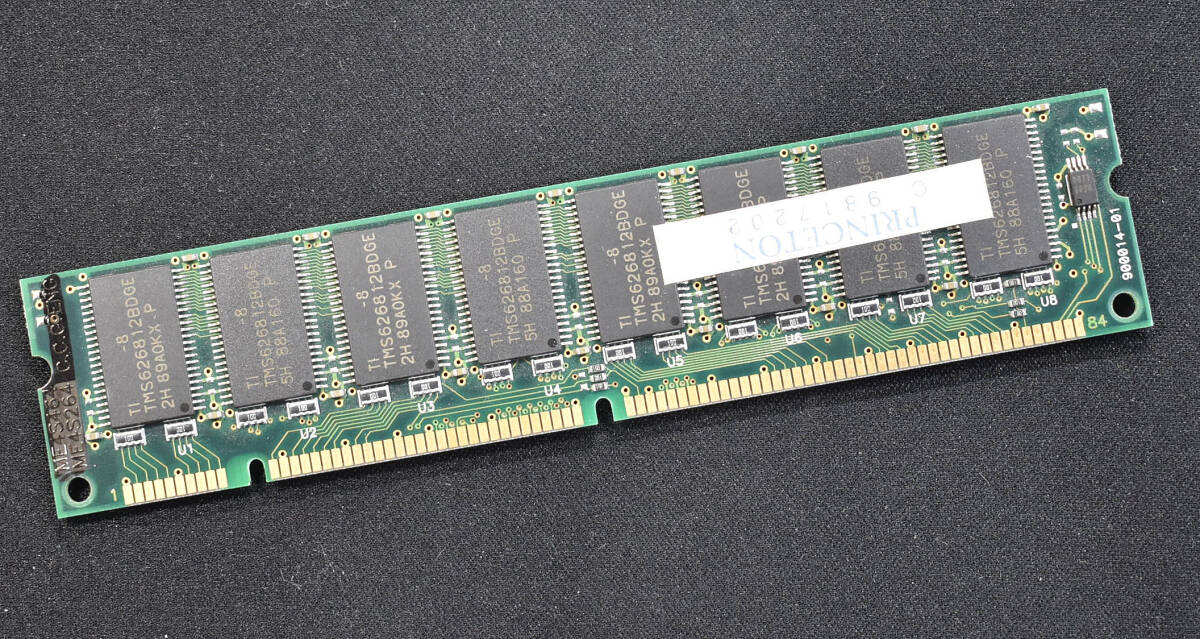 32MB PC66 SDRAM 168pin non-ECC Unbuffered DIMM 2Rx8(両面実装) 汎用デスクトップ向けメモリー Texas instruments (管:SA6084拍卖
