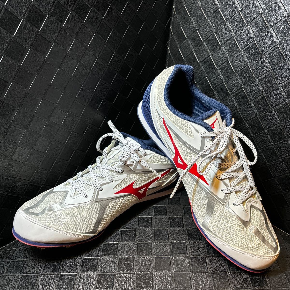 ◆極美品◆ MIZUNOミズノ ブレイブウィング FX 陸上競技 男女兼用 U1GA2030 陸上競技 シューズ 短・中距離用 サイズ24.5 定価11000円拍卖