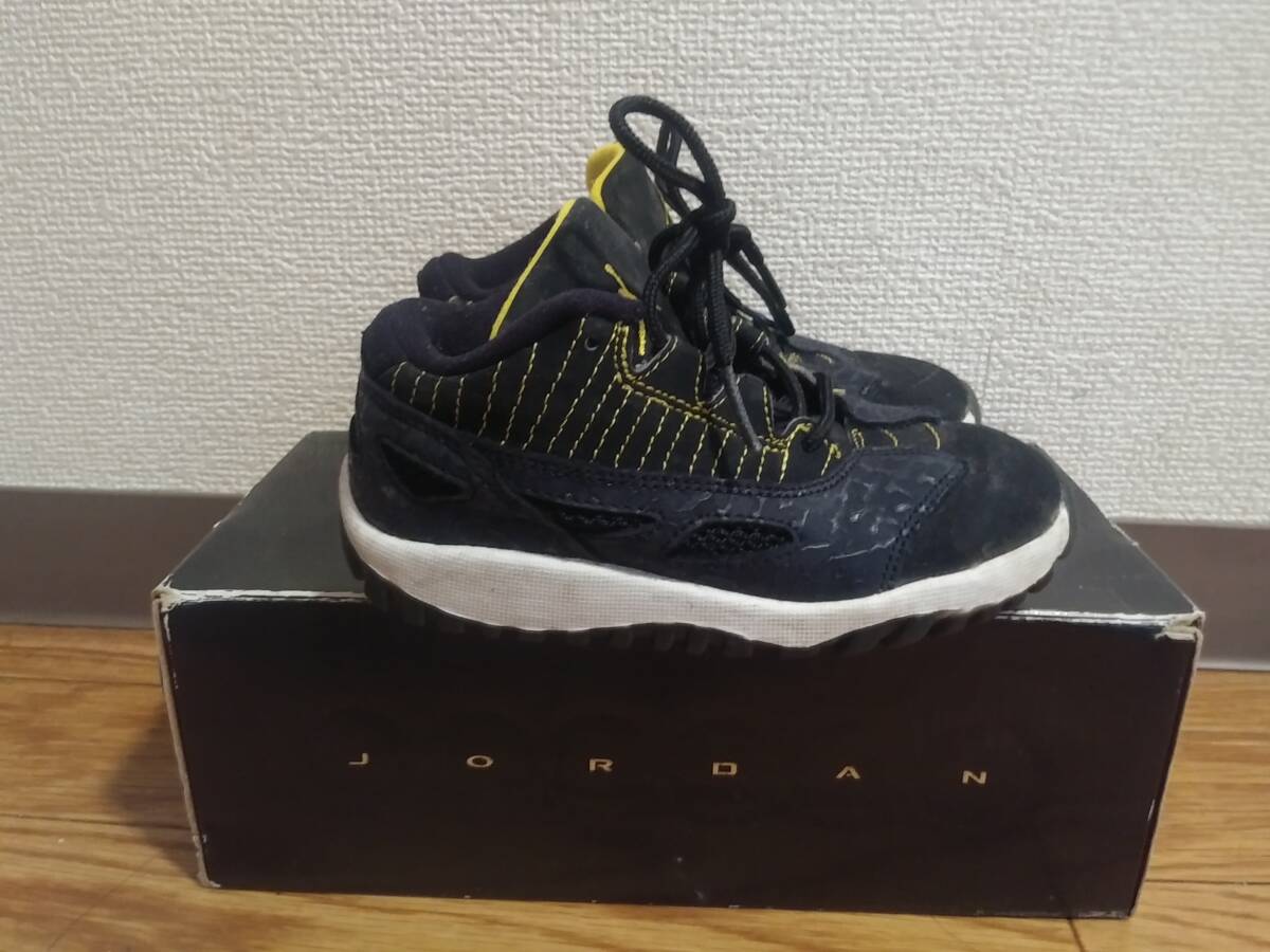 NIKE AIR JORDAN 11 RETRO LOW 「TD」ナイキ エア ジョーダン 11 レトロ ロー 306004-002 15.5センチ拍卖