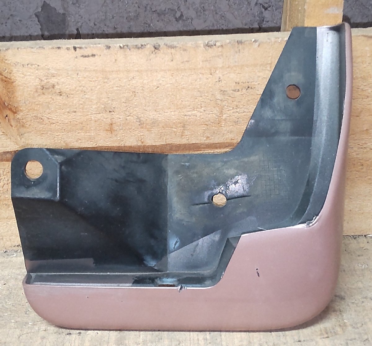 フロント 右 マッドガード 日産 デイズ X B21W H25/11 17552 0003 P38 シルキーローズ MZ531**** F3855 6A3** 中古拍卖