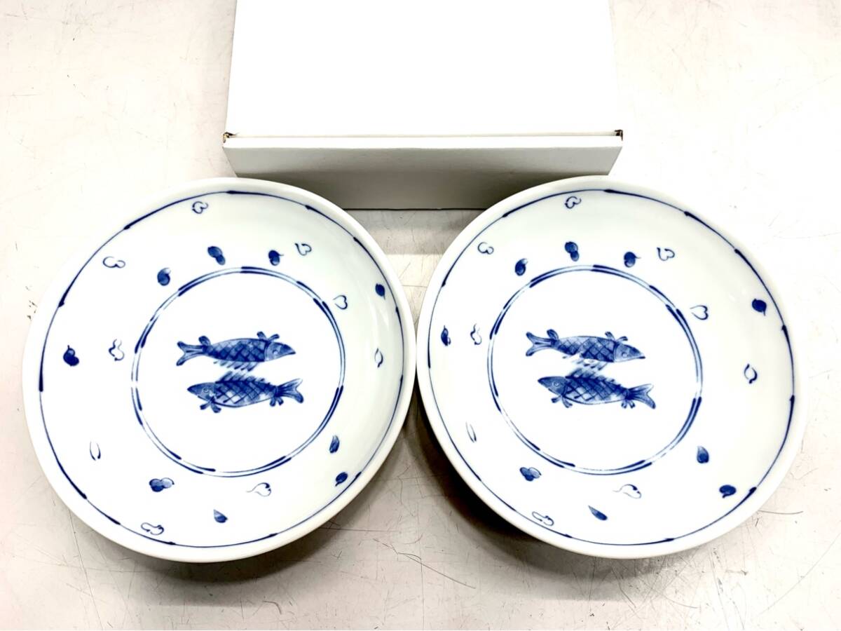 未使用 美濃焼 絵皿 中皿 染付双魚紋 風花 2客 8003 06拍卖