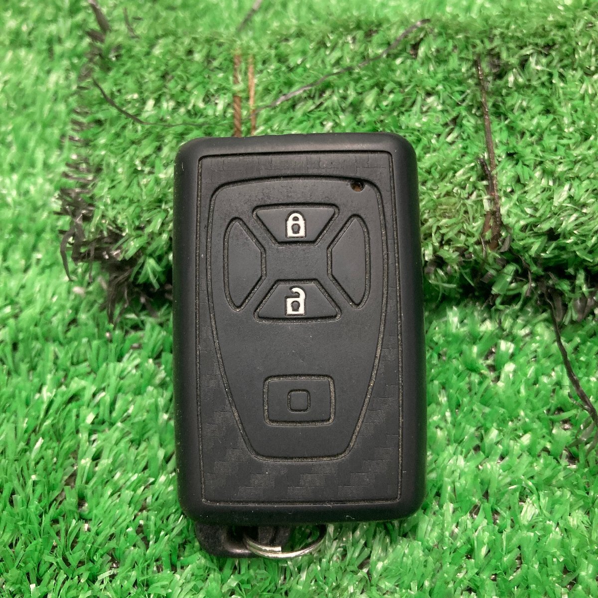 ♪♪ヴォクシー ZRR70W ZS キーレス スマートキー カバー付 (W10121)♪♪拍卖