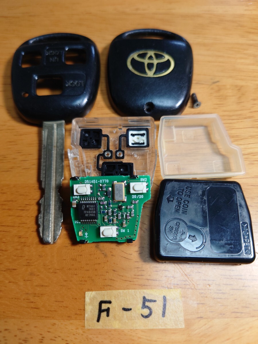 F-51 トヨタ 純正 キーレス 刻印 46010 基盤 251451-0770 ラウム/シエンタ/ポルテ/アルファード/エスティマ/ノア/ヴォクシー等 追跡あり拍卖