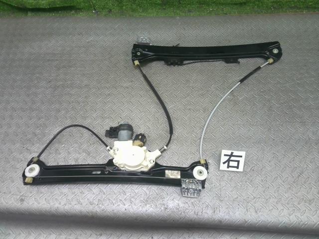 BMW 5シリーズ PU25 右フロントドアレギュレータ・モーター拍卖