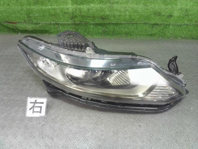 ホンダ(Honda)※同梱不可※ジェイド FR5 右ヘッドランプ 右ヘッドライト カラー R543P 品番 33100-T4P-J11拍卖