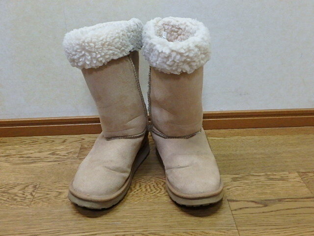 100s410kt VANS バンズ W6サイズ 23cm? ボアブーツ V8429W ベージュ レディース 女性用 靴 中古 (0920)(北海道・沖縄・離島は発送不可)拍卖