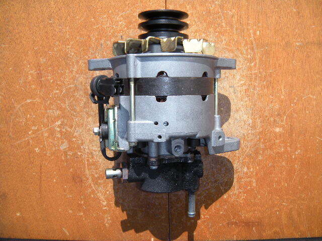 ハイエース/レジアス、LH51、LH61、LH66、LH80用オルタネーター(ダイナモ)リビルト品 100213-0770,100213-0230,27040-54100,27040-54050拍卖