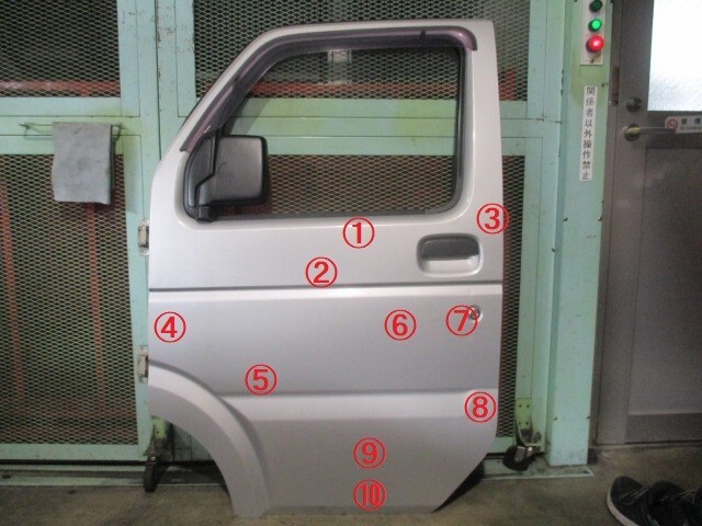 キャリィ DA63T フロントドア 左側 (カラーNo:Z2S)拍卖