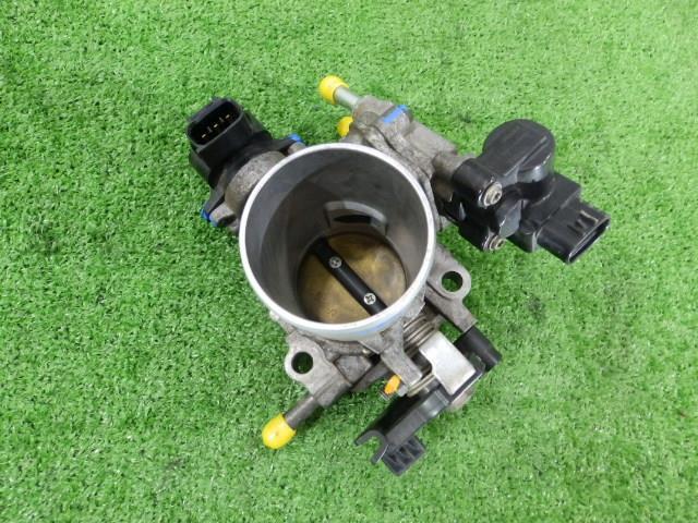 ポルテ CBA-NNP11 ジャンク!! スロットルボディ/スロボ 1NZ-FE 22210-21010 242445/242012拍卖