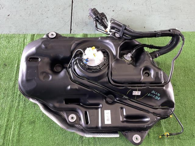 カローラ 6AA-ZWE219 フューエルタンク ハイブリッド ダブルバイビー拍卖