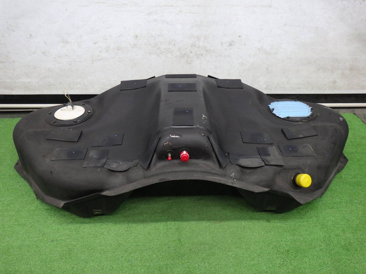 15D】【送料記載】 スカイライン 250GT V35 / フューエルタンク 17202-AL500 / VQ25DD フューエルレベルセンサー付 【408023】拍卖