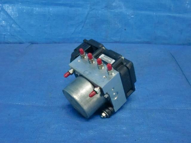 3A】【送料記載】 コルトプラス RALLI Z27WG 4G15 ターボ / ABSアクチュエーター MR977108 / 0 265 231 629【821242】拍卖